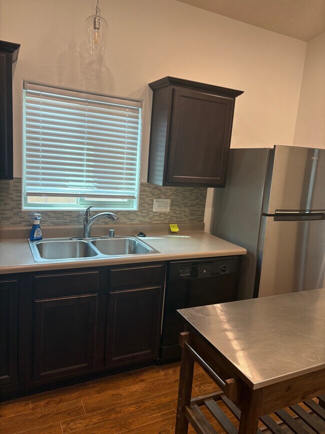 Photo - 2324 Penn Ave SE