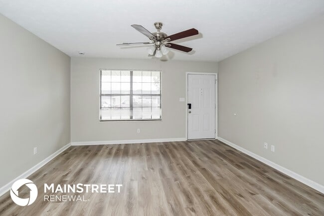 Photo - 839 Jennifer Dr