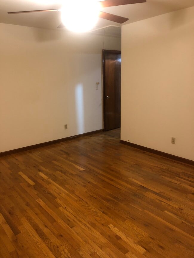 Photo - 114 Lawton St