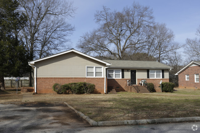 North Franklin - North Franklin Apartments