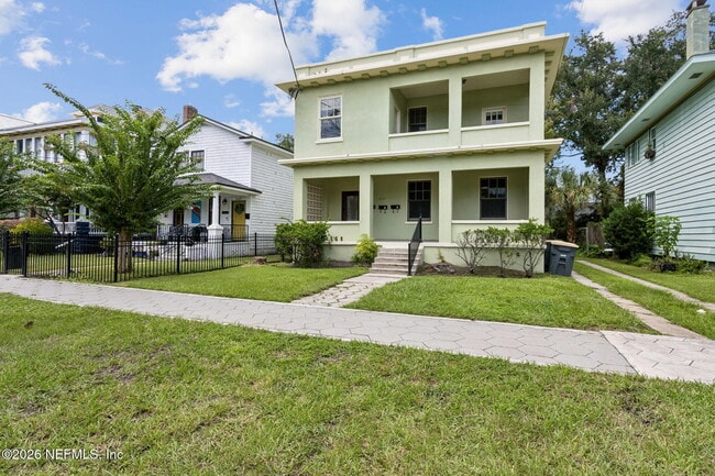 2527 Forbes St Unit 2