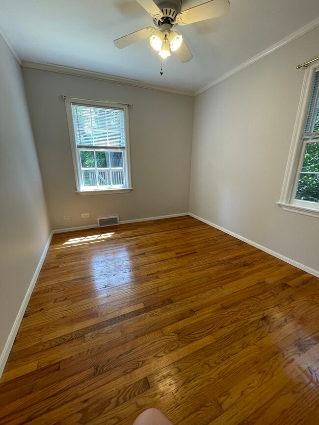 Photo - 441 Frost Pl