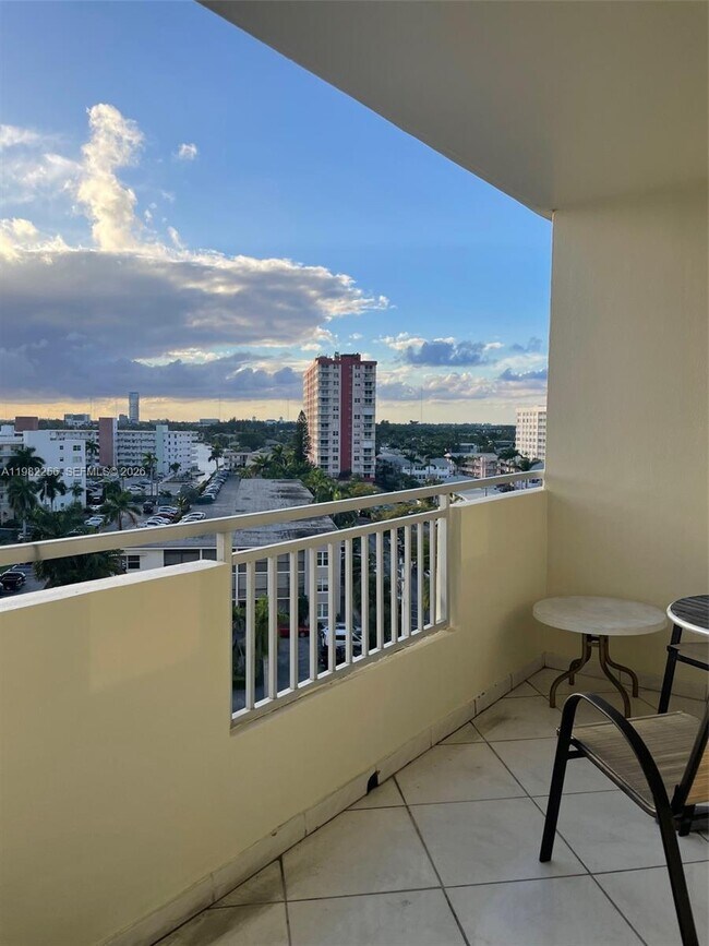 Photo - 3180 S Ocean Dr Unit 721