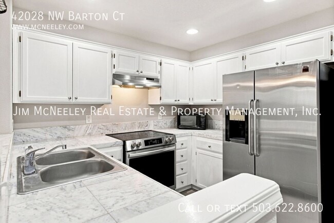 42028 NW Barton Ct