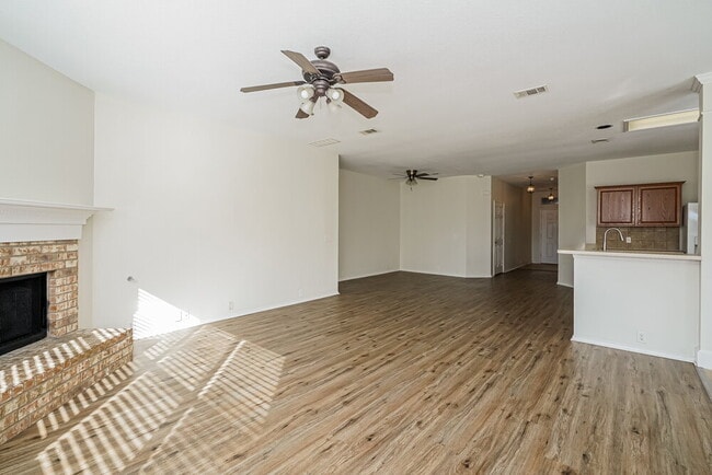 Photo - 2525 Tar Heel Dr