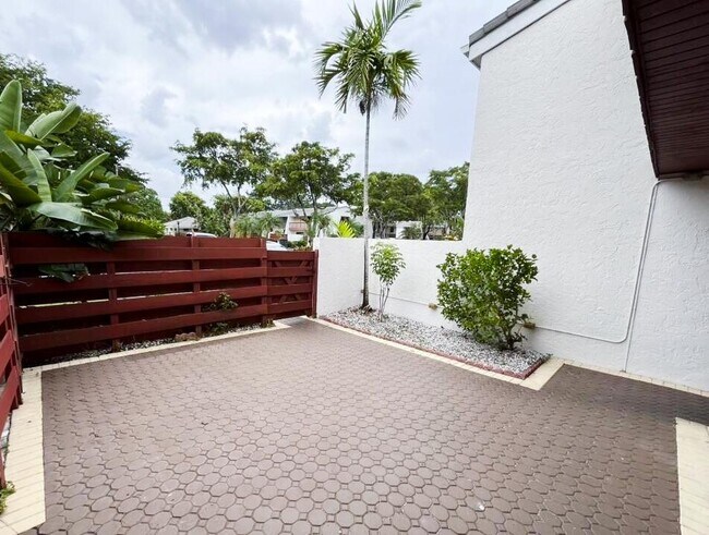 Photo - 3094 Bermwood Ln
