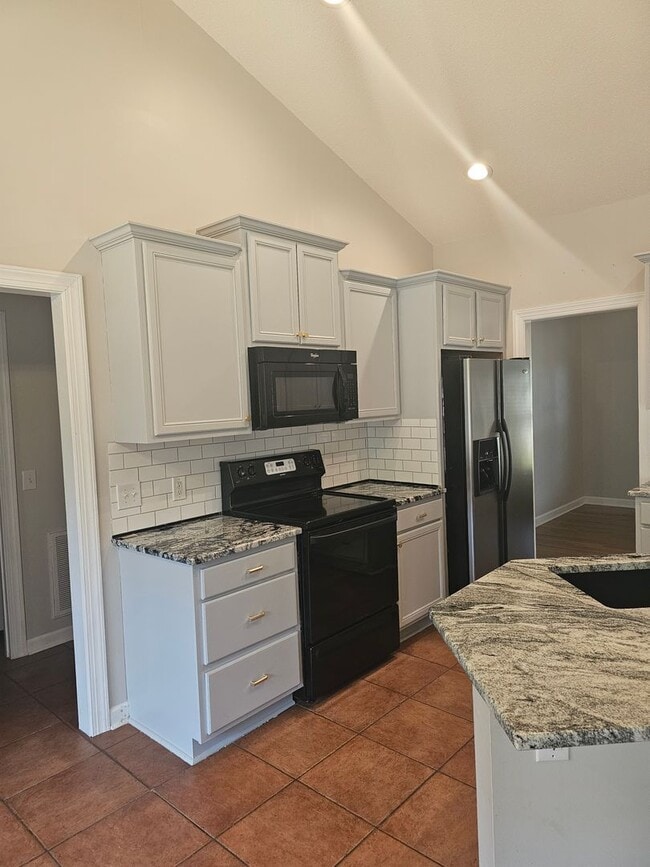 Photo - New Listing!!!