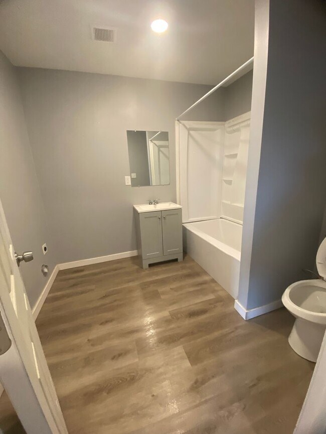 1380 Main St Unit 2