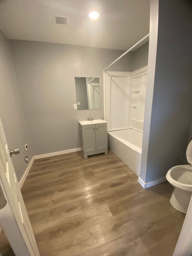 Photo - 1380 Main St Unit 2