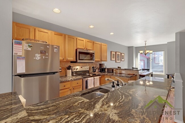 Photo - WINTER RENTAL, Utilities included- Gorgeous Townhome with Garage