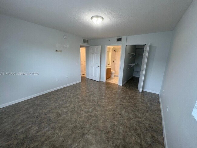 Photo - 15422 SW 284th St Unidad 7302