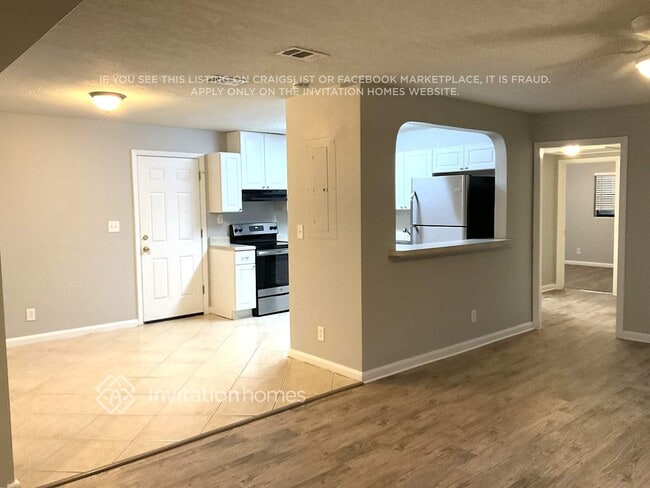 Photo - 429 7th St N