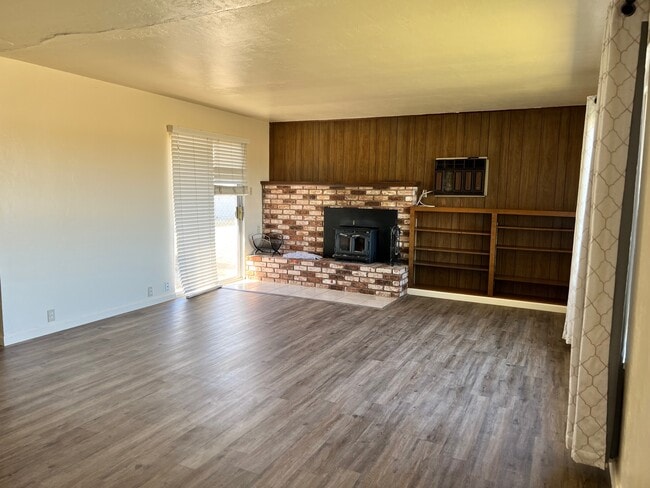 Photo - 4445 Markley Rd