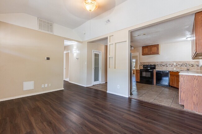 Photo - 120 Nelson Ave