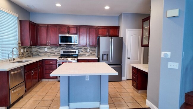 Photo - Save on Rent - Half Off Rent if move By No...