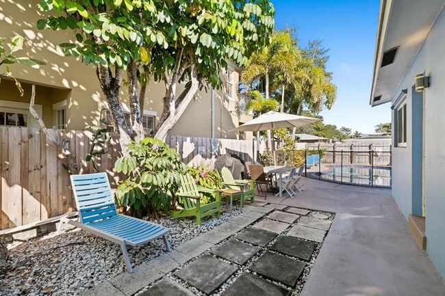 Photo - 415 SW 16th St