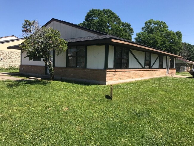 Building Photo - 308 Knollwood/Strasbourg Unit 509 A