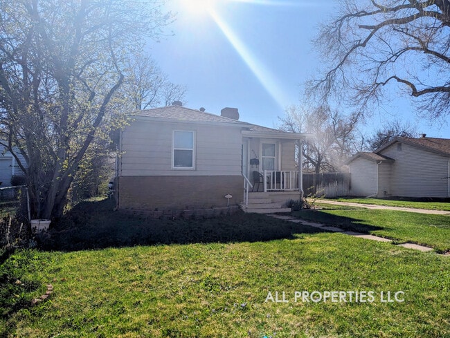 Photo - 4544 S Grant St