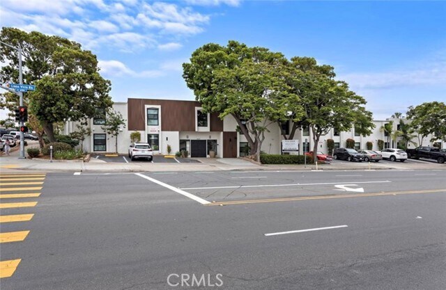 6679 Linda Vista Rd Unit 16