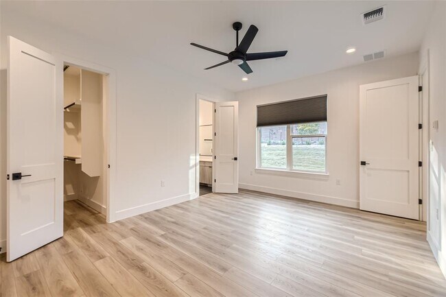 Photo - 590 Old Ml Rd