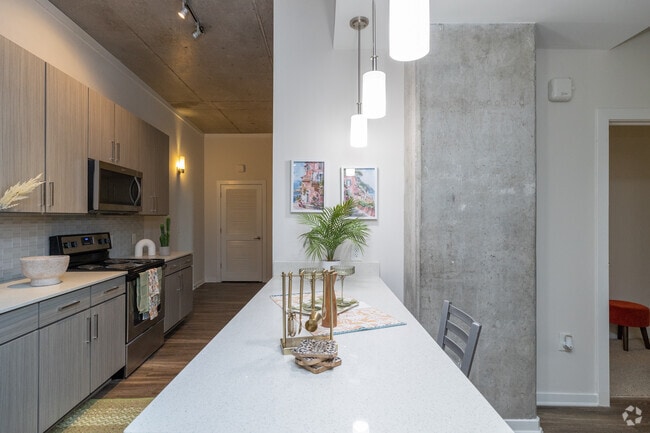 4BR, 4BA - 1,630SF - Kitchen