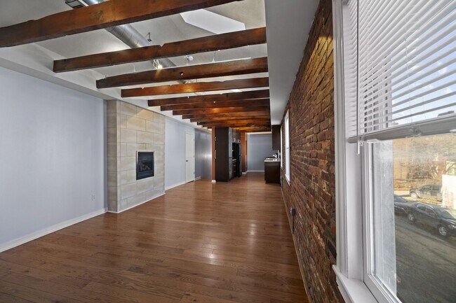 Photo - 4213 Butler St Unit 4213 Butler Street - Second Floor 2