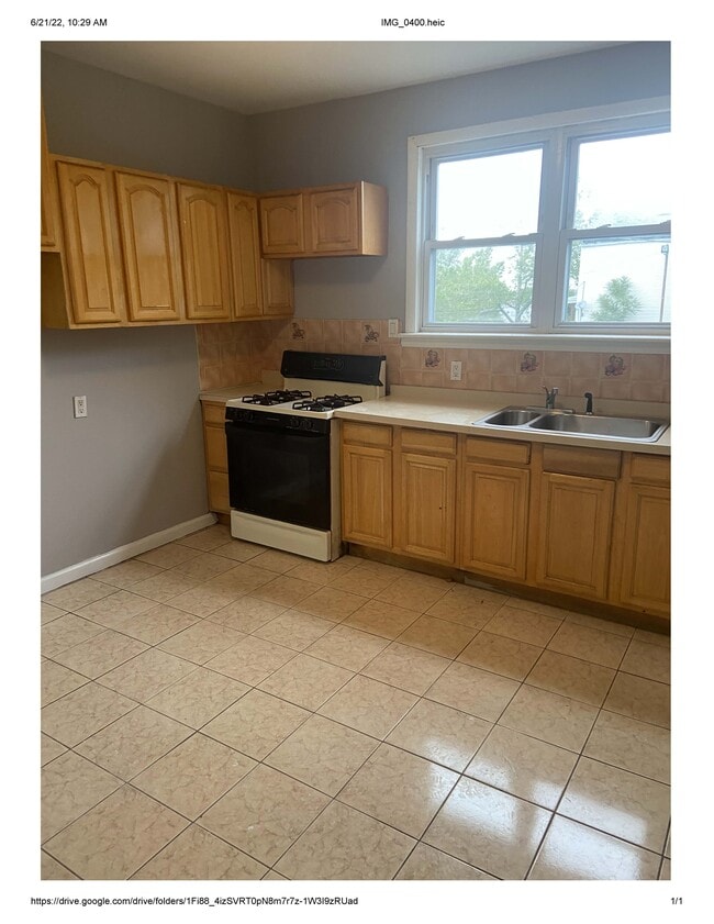 Photo - 148 Fairmount Ave Unit Second Floor