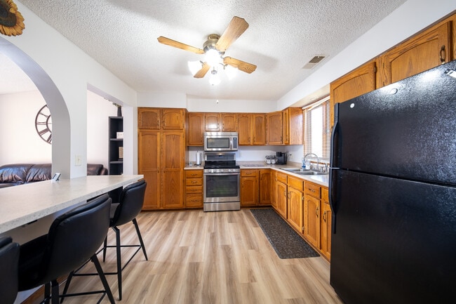 Photo - 24075 W Cedar Lake Dr