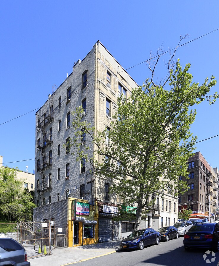 Photo - 268 E 181st St