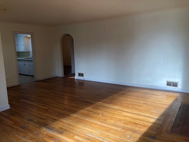 Photo - 1200 NE McGee St Unit A