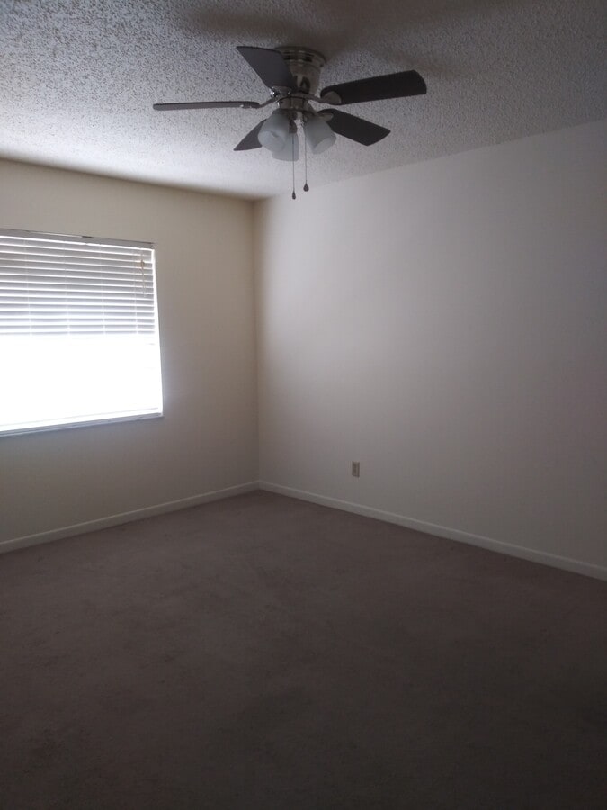 Photo - 415 NE 27th Ave Unit C