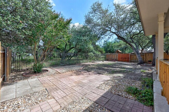 Photo - 3808 Noe Ln