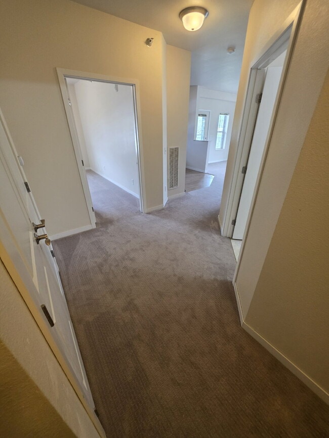 1427 Center Point Rd NE Unit 301