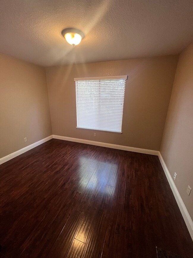 Photo - NICE SPACIOUS TWO-STORY DUPLEX IN NATOMAS!!