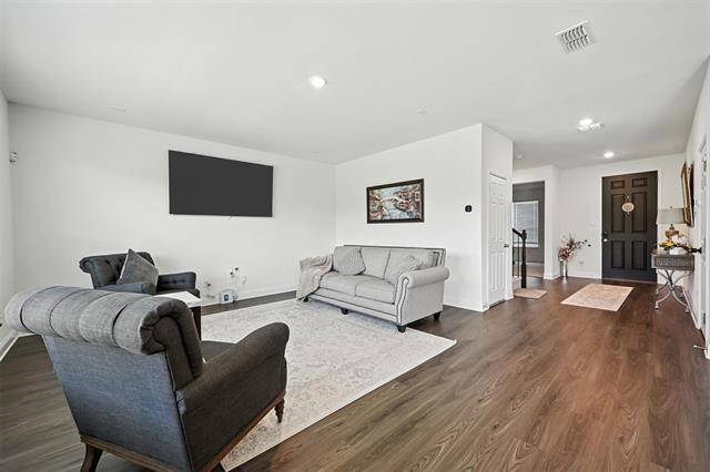 Photo - 964 Burnett Dr