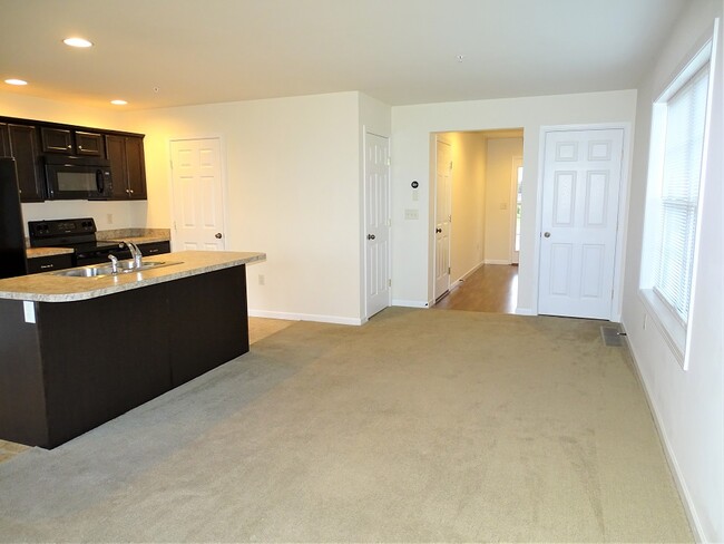 Photo - 134 Linda Sue Ln Townhome