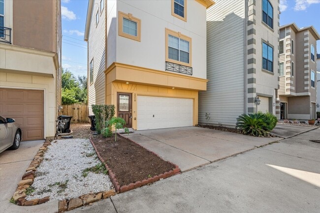 3318 Clearview Villa Way
