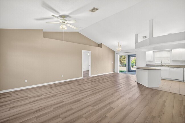 Photo - Cozy 3 Bed 2 Bath Home Available Immediately