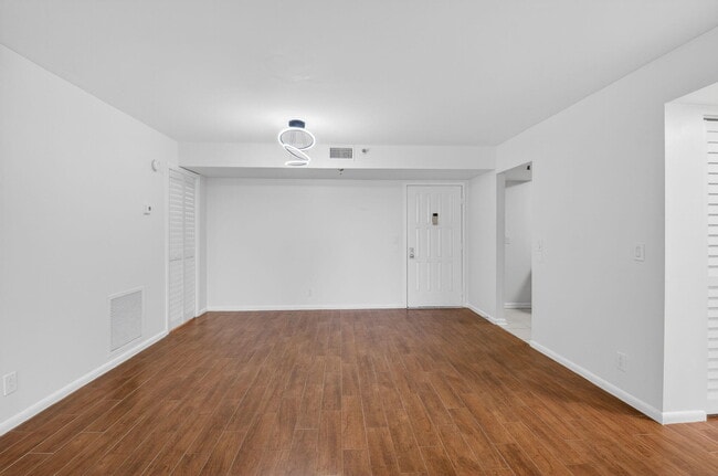 Photo - 5260 NW 2nd Ave Unit 206