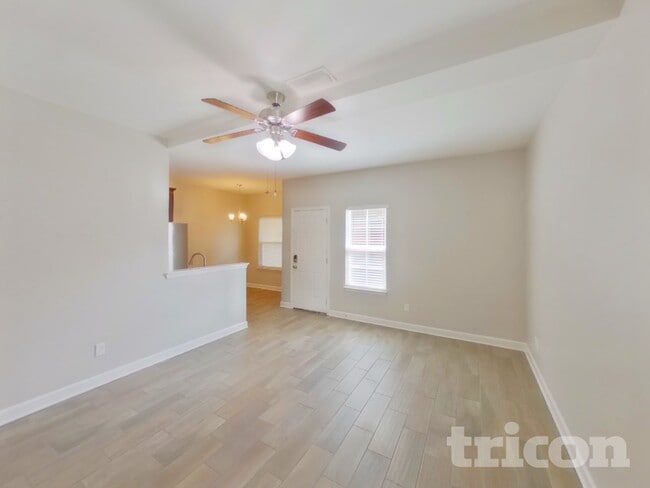 Photo - 2165 Cason Ln