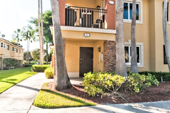 Building Photo - 970 NE 34th Ave Unit 101 Rental
