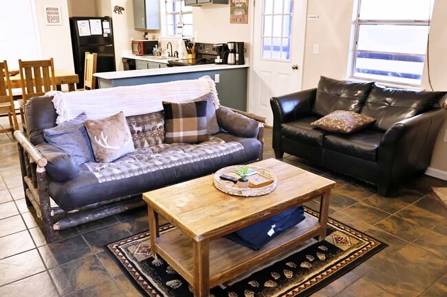 Photo - Move In Ready!!