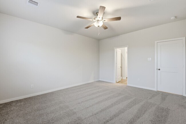 Photo - 4011 Ancient Honor Dr