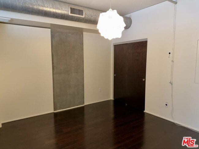 Photo - 1100 S Hope St Unit 907