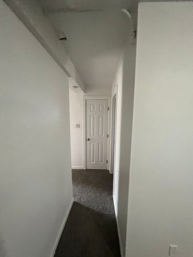 Photo - 4064-4466 S Broadway Unit 4064 S Broadway  E