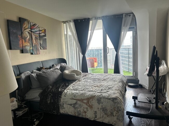 Photo - 300 N State St Unidad River North  5617