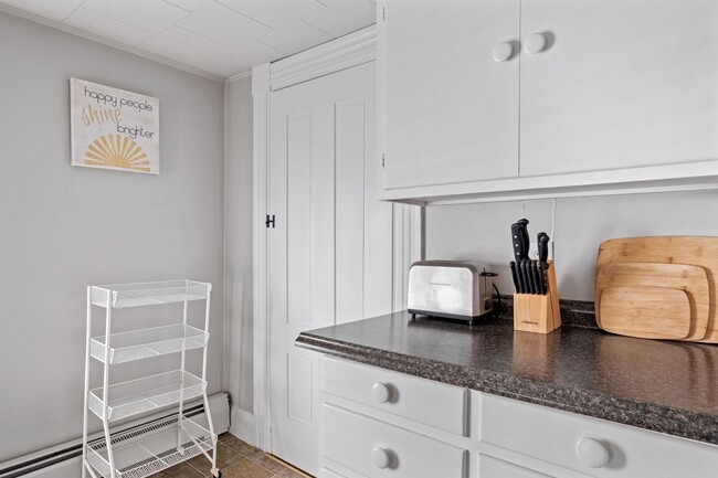 Photo - 21 Portsmouth Ave