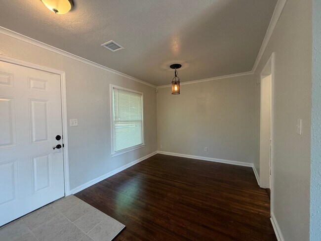 Photo - Brookside Bungalow!