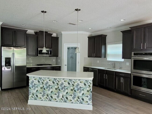 Building Photo - 4860 Red Egret Dr