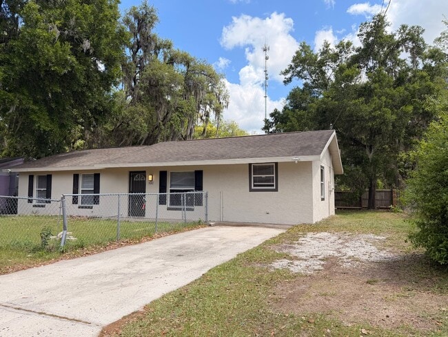 Photo - 14640 State St